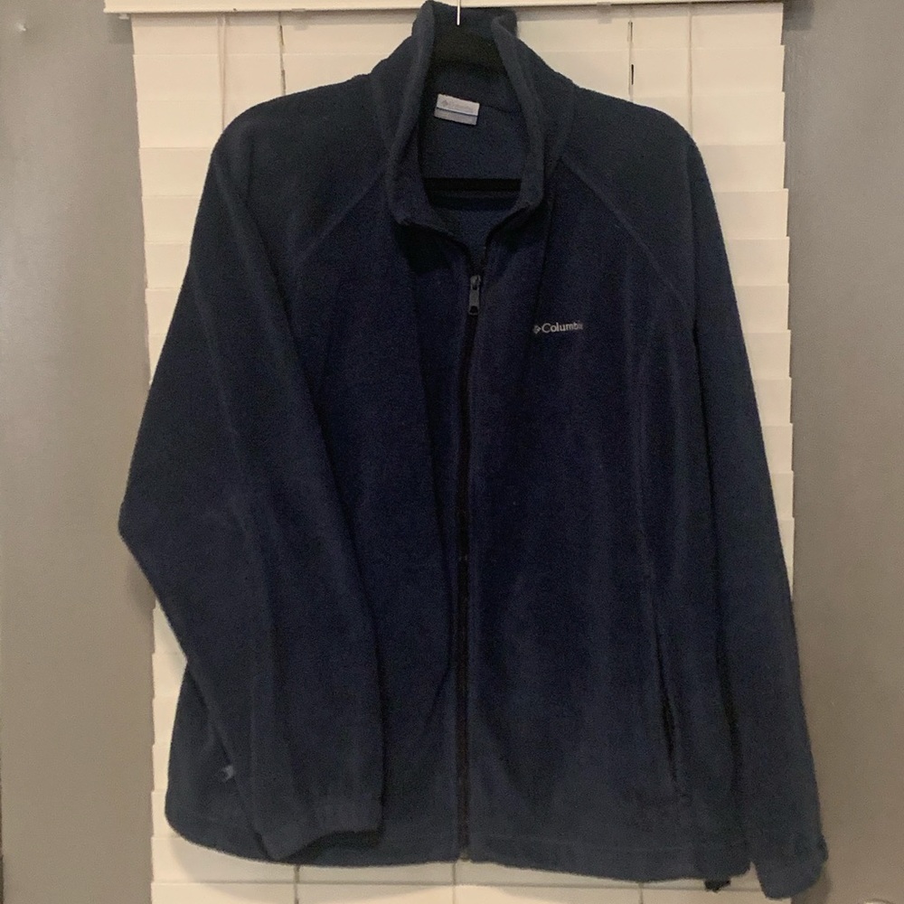 Warm lightweight fleece jacket!!